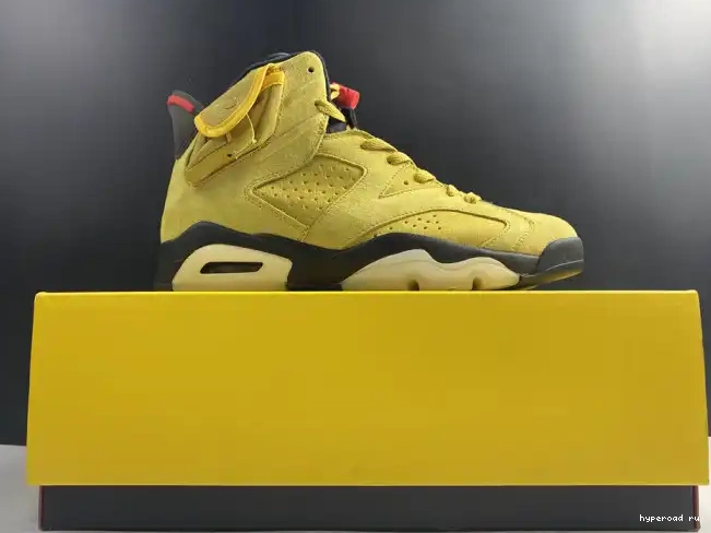 TRAVIS 6 SCOTT JORDAN YELLOW AIR CN1084-300 X 0415
